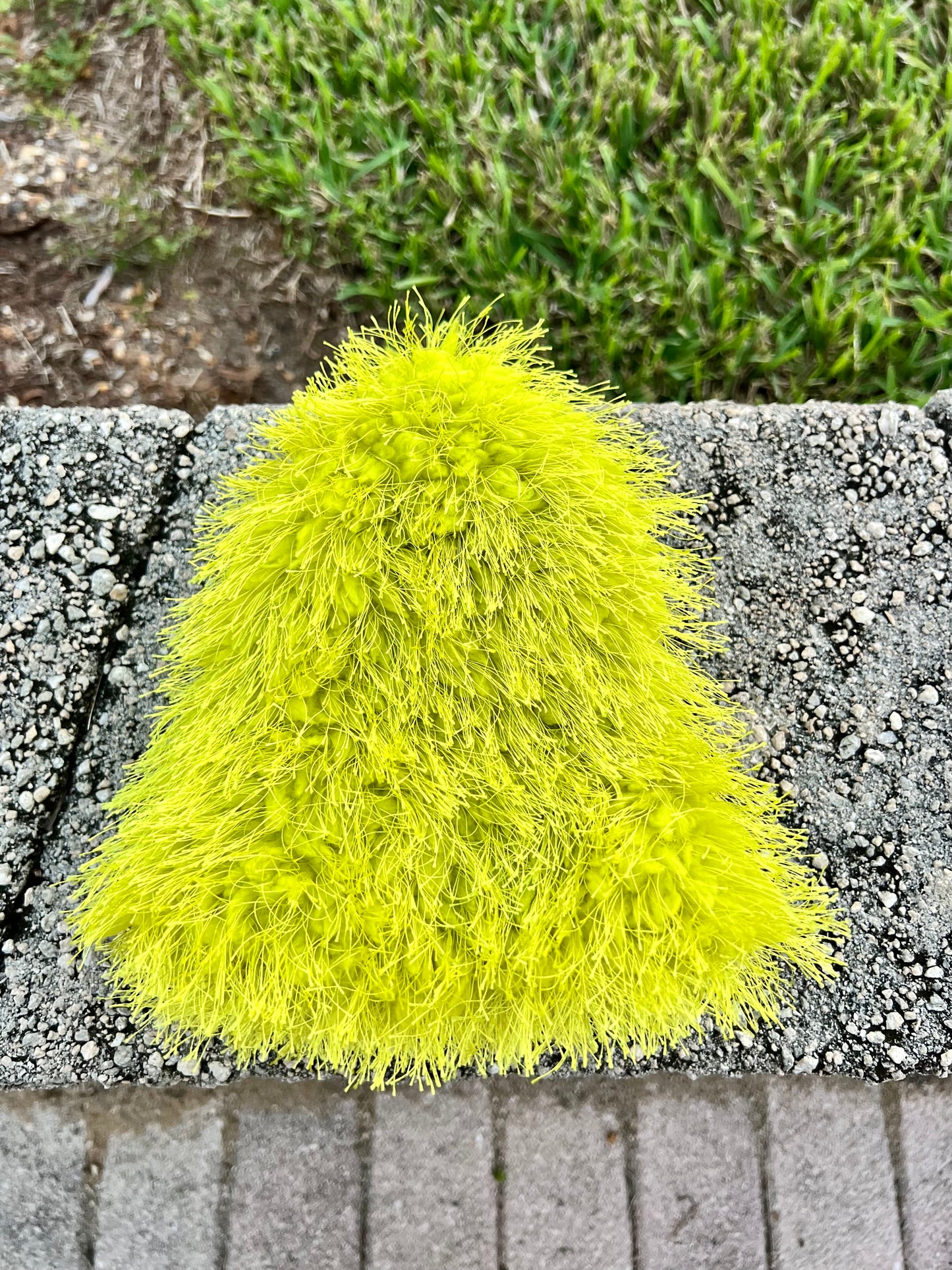 green plush bucket hat ( limited edition )