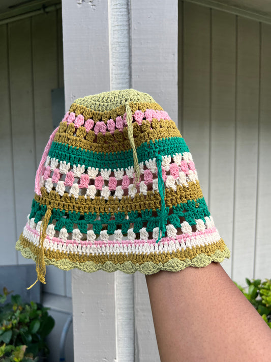 string me along hot pink - handmade knitted bucket hat ( reversible )