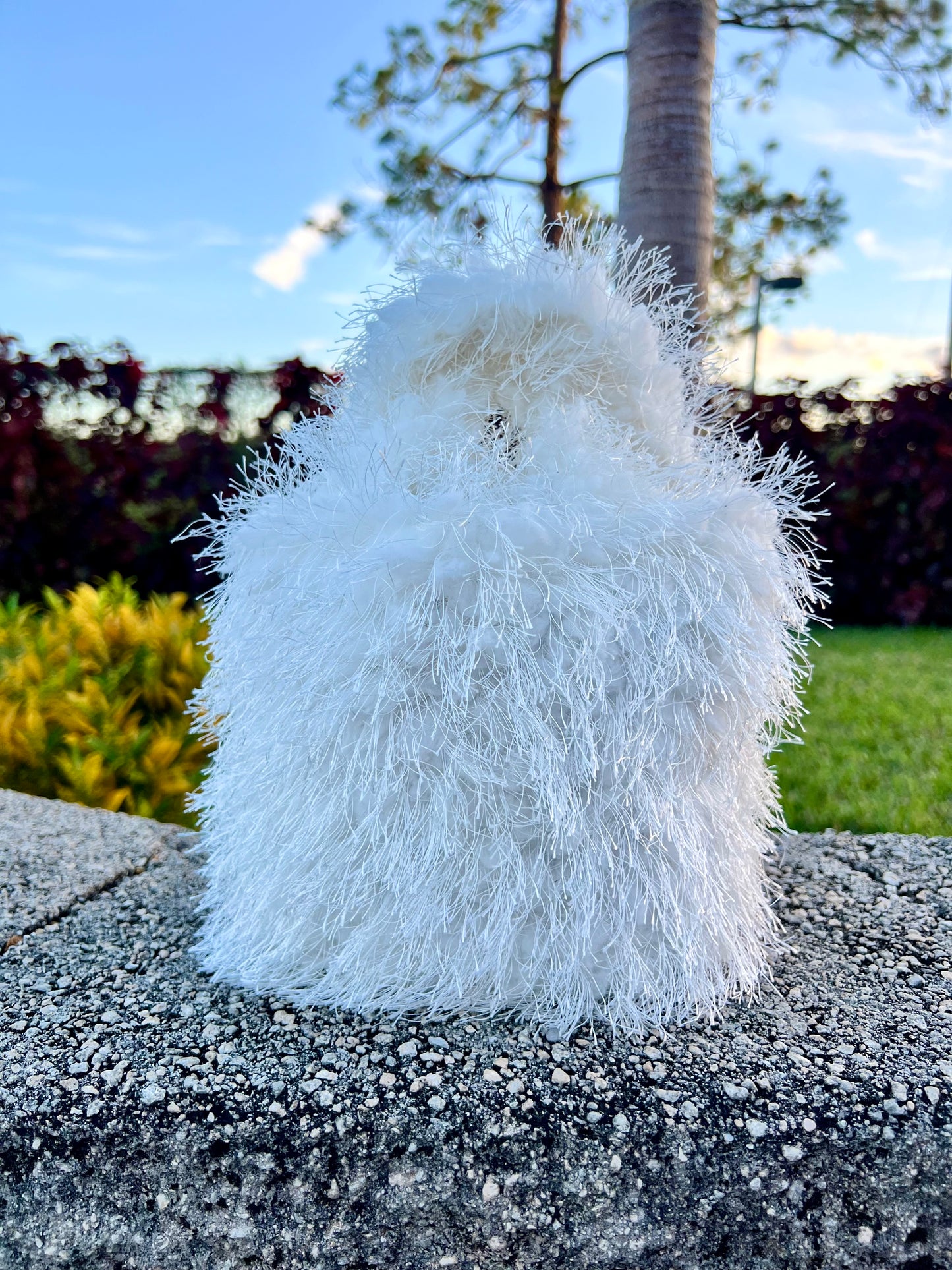 white plush hat + handbag ( limited fall collection )